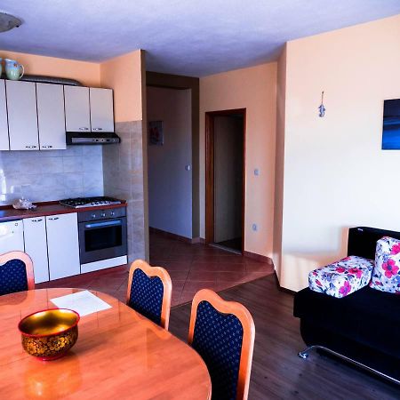 Kaštela Apartment Sunshine, Sunrise, Sunset מראה חיצוני תמונה