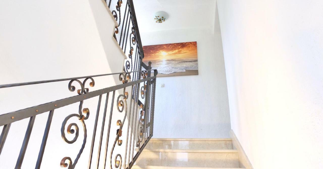 Kaštela Apartment Sunshine, Sunrise, Sunset מראה חיצוני תמונה