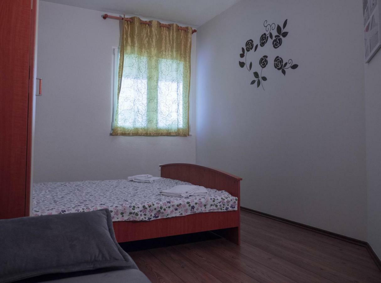 Kaštela Apartment Sunshine, Sunrise, Sunset מראה חיצוני תמונה